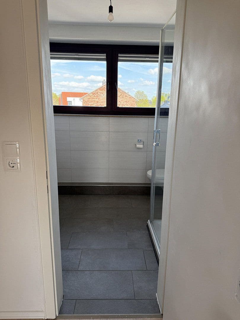 Predaj domu 99 m², pozemek 168 m², Delmenhorst, Dolné Sasko Predaj domu 99 m², pozemek 168 m², Delmenhorst, Dolné Sasko