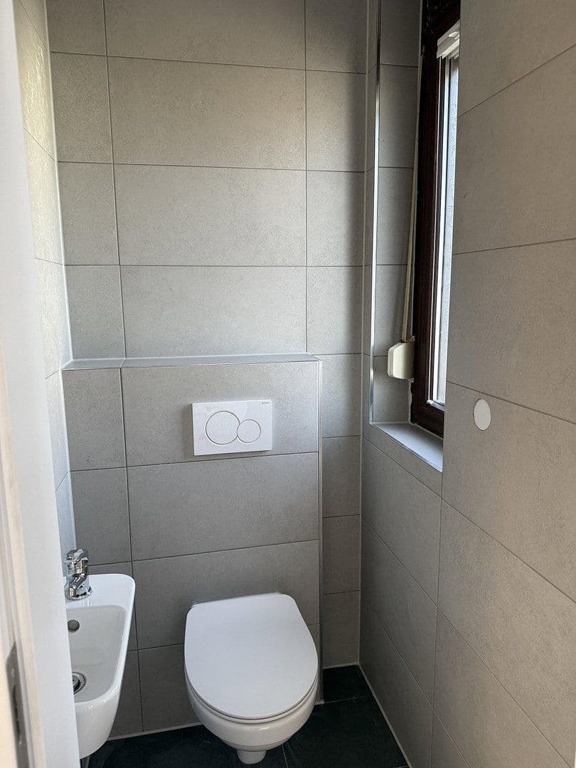 Predaj domu 99 m², pozemek 168 m², Delmenhorst, Dolné Sasko Predaj domu 99 m², pozemek 168 m², Delmenhorst, Dolné Sasko