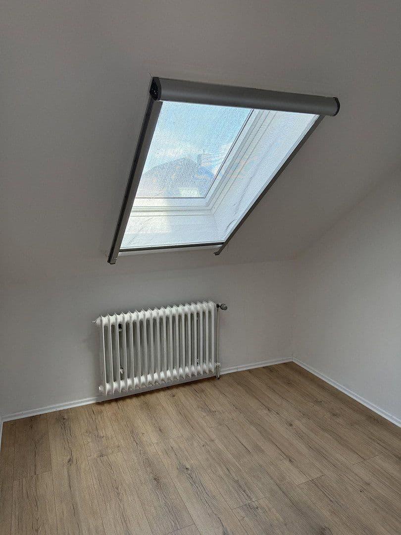 Predaj domu 99 m², pozemek 168 m², Delmenhorst, Dolné Sasko Predaj domu 99 m², pozemek 168 m², Delmenhorst, Dolné Sasko