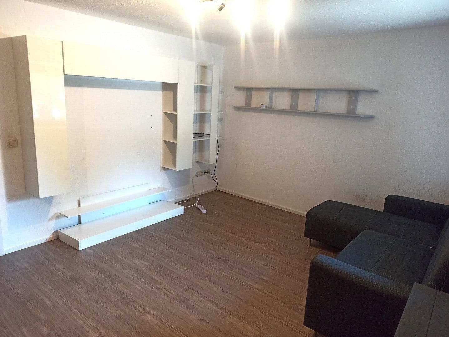 Prenájom bytu 2-izbový 38 m², Alemannenstraße 29, Schwäbisch Gmünd, Bádensko-Wurttembersko Prenájom bytu 2-izbový 38 m², Alemannenstraße 29, Schwäbisch Gmünd, Bádensko-Wurttembersko