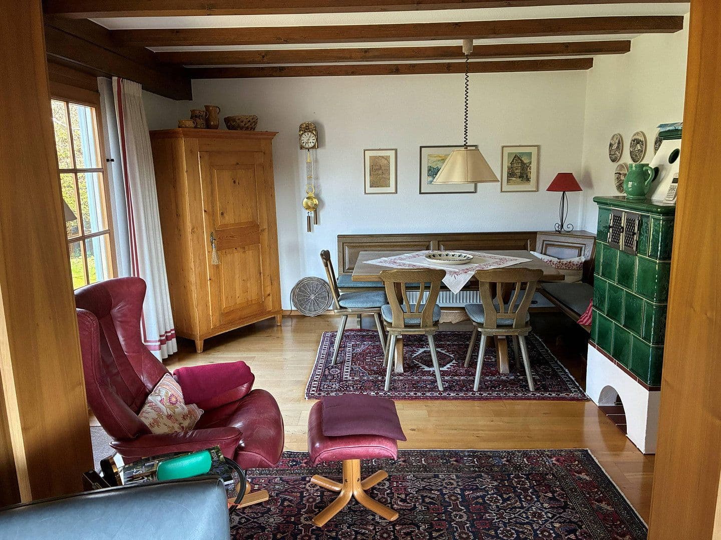 Predaj domu 165 m², pozemek 1.275 m², Furtwangen im Schwarzwald, Bádensko-Wurttembersko Predaj domu 165 m², pozemek 1.275 m², Furtwangen im Schwarzwald, Bádensko-Wurttembersko