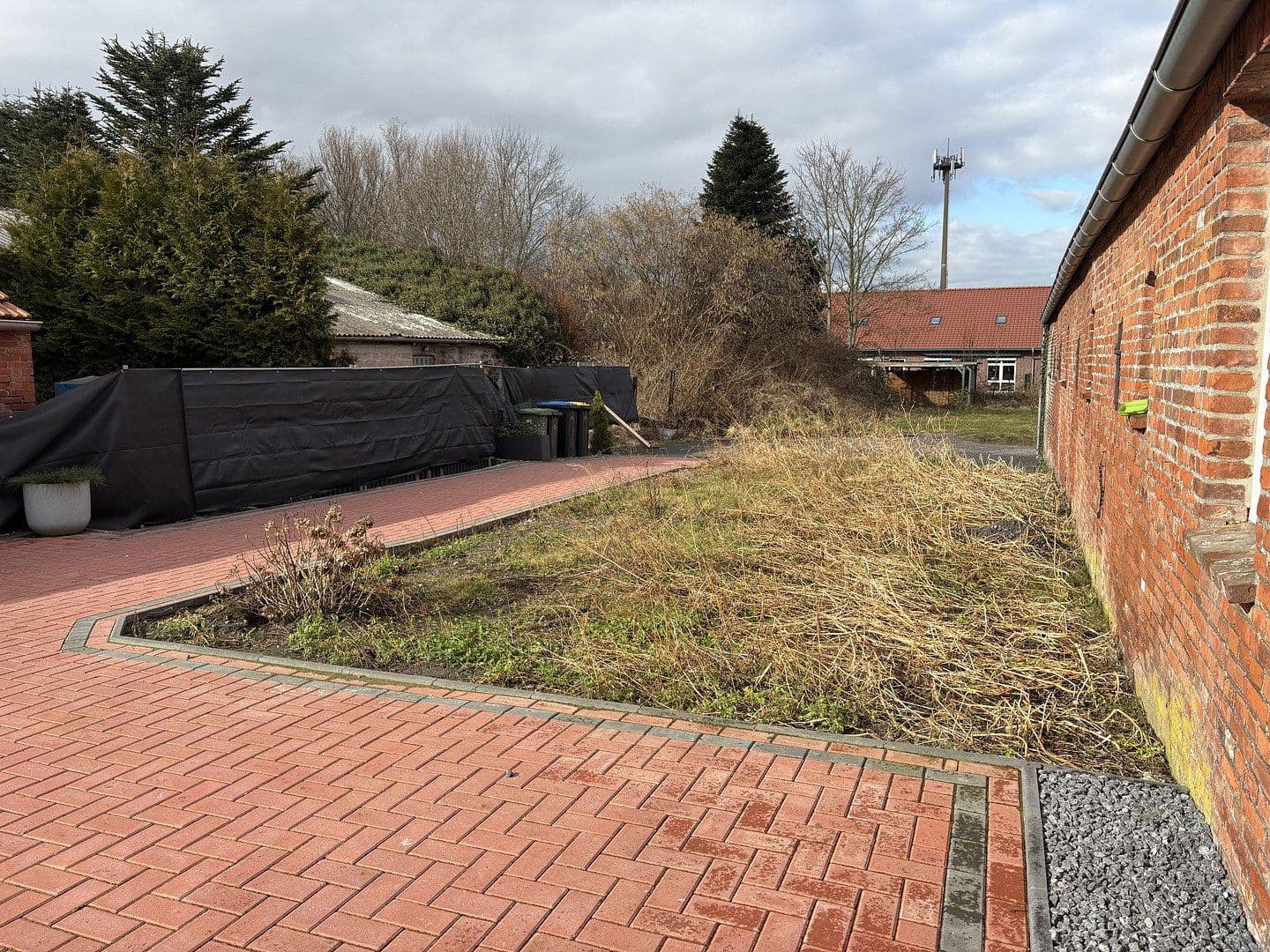 Prenájom domu 550 m², pozemek 901 m², Hauptstraße 50a, Hage, Dolné Sasko Prenájom domu 550 m², pozemek 901 m², Hauptstraße 50a, Hage, Dolné Sasko