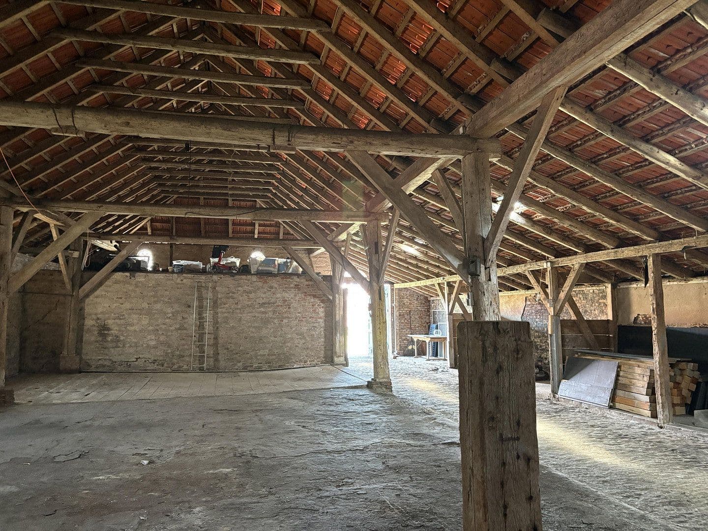 Prenájom domu 550 m², pozemek 901 m², Hauptstraße 50a, Hage, Dolné Sasko Prenájom domu 550 m², pozemek 901 m², Hauptstraße 50a, Hage, Dolné Sasko