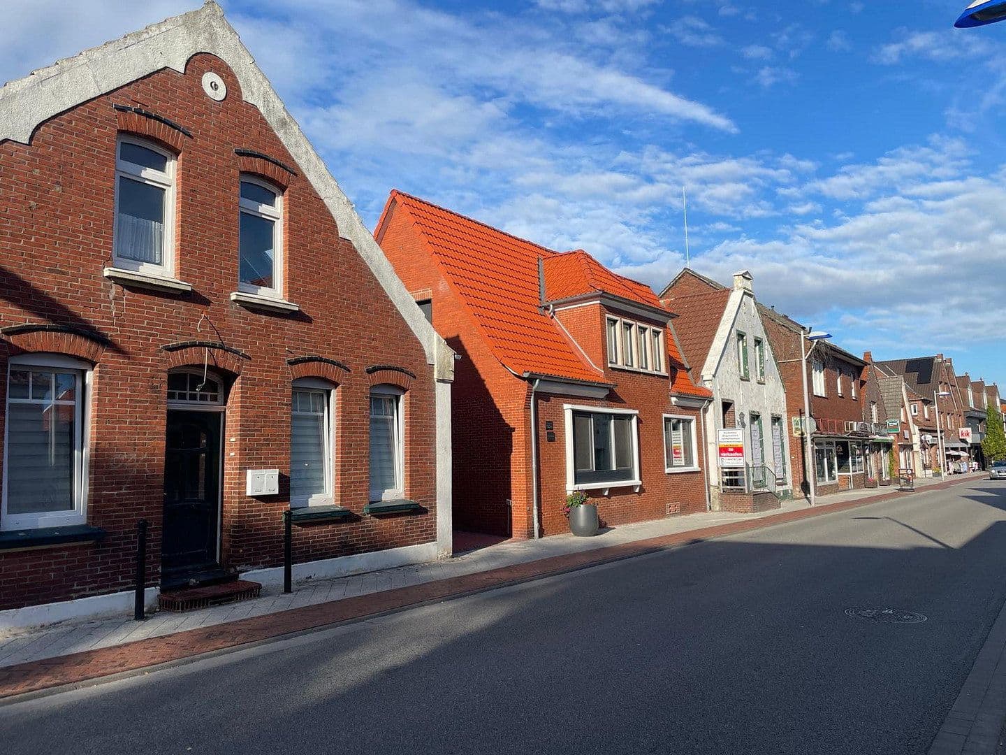 Prenájom domu 550 m², pozemek 901 m², Hauptstraße 50a, Hage, Dolné Sasko Prenájom domu 550 m², pozemek 901 m², Hauptstraße 50a, Hage, Dolné Sasko
