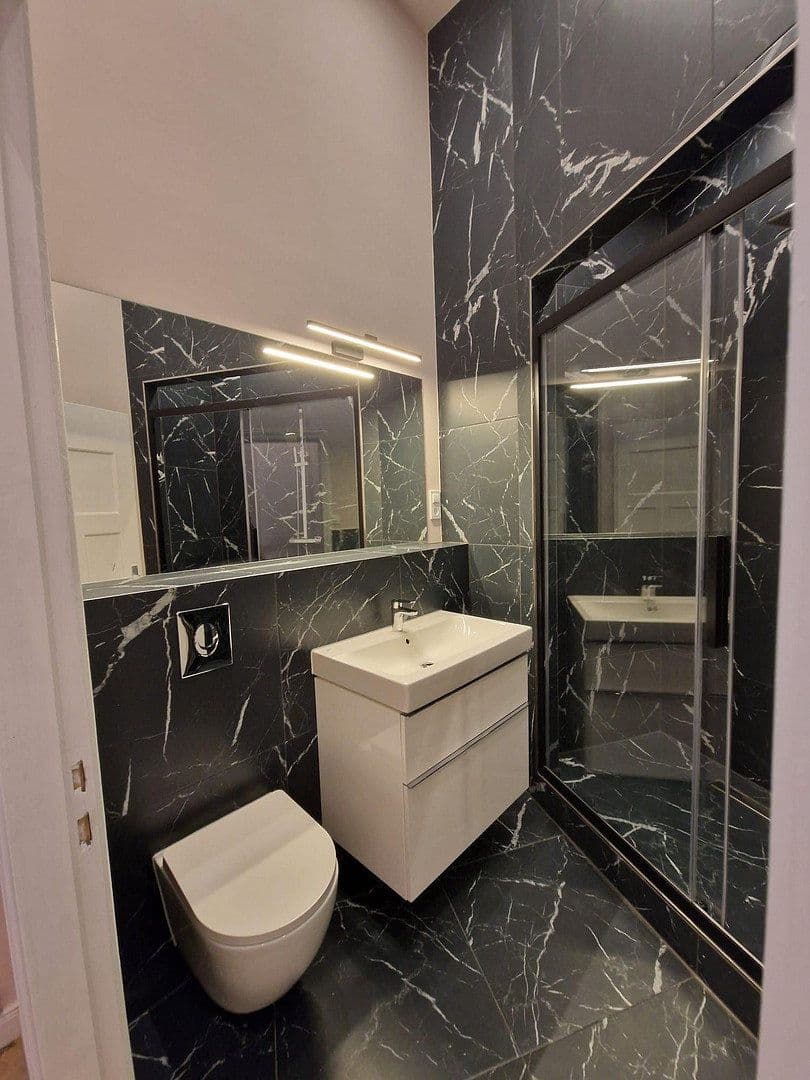 Prenájom bytu 1-izbový 40 m², Giesebrechtstraße 5, Berlin, Berlín Prenájom bytu 1-izbový 40 m², Giesebrechtstraße 5, Berlin, Berlín