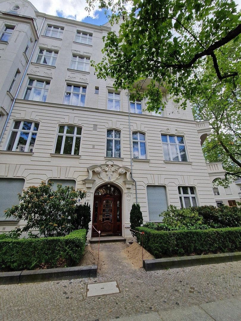 Prenájom bytu 1-izbový 40 m², Giesebrechtstraße 5, Berlin, Berlín Prenájom bytu 1-izbový 40 m², Giesebrechtstraße 5, Berlin, Berlín