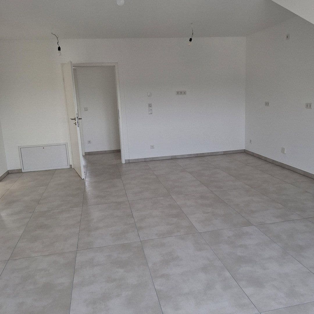 Prenájom bytu 3-izbový 64 m², Berliner Str. 911, Köln, Severné Porýnie - Westfálsko Prenájom bytu 3-izbový 64 m², Berliner Str. 911, Köln, Severné Porýnie - Westfálsko