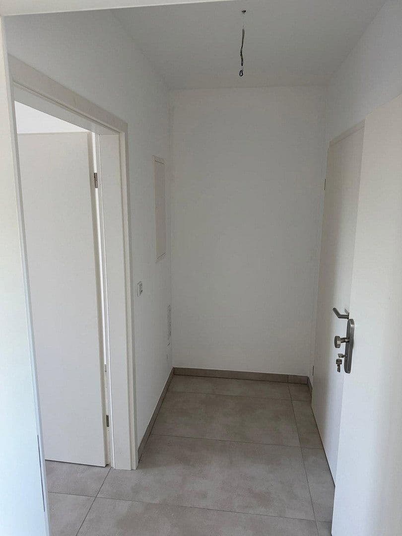 Prenájom bytu 3-izbový 64 m², Berliner Str. 911, Köln, Severné Porýnie - Westfálsko Prenájom bytu 3-izbový 64 m², Berliner Str. 911, Köln, Severné Porýnie - Westfálsko