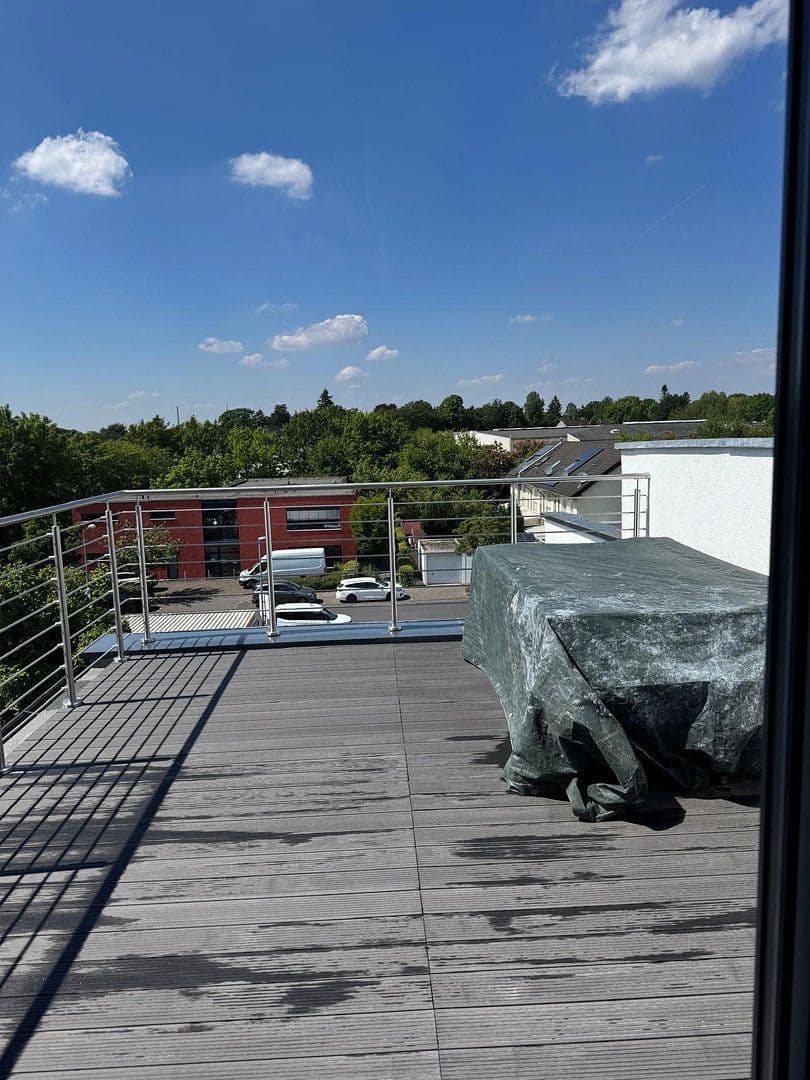 Prenájom bytu 3-izbový 64 m², Berliner Str. 911, Köln, Severné Porýnie - Westfálsko Prenájom bytu 3-izbový 64 m², Berliner Str. 911, Köln, Severné Porýnie - Westfálsko