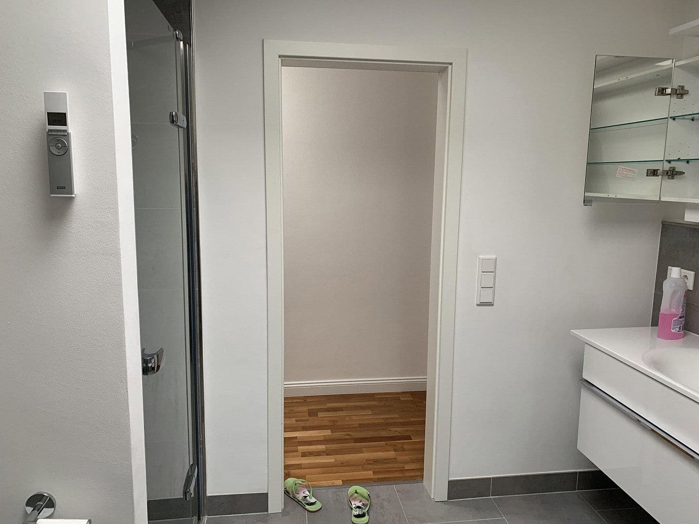 Prenájom domu 140 m², pozemek 231 m², Haan, Severné Porýnie - Westfálsko Prenájom domu 140 m², pozemek 231 m², Haan, Severné Porýnie - Westfálsko