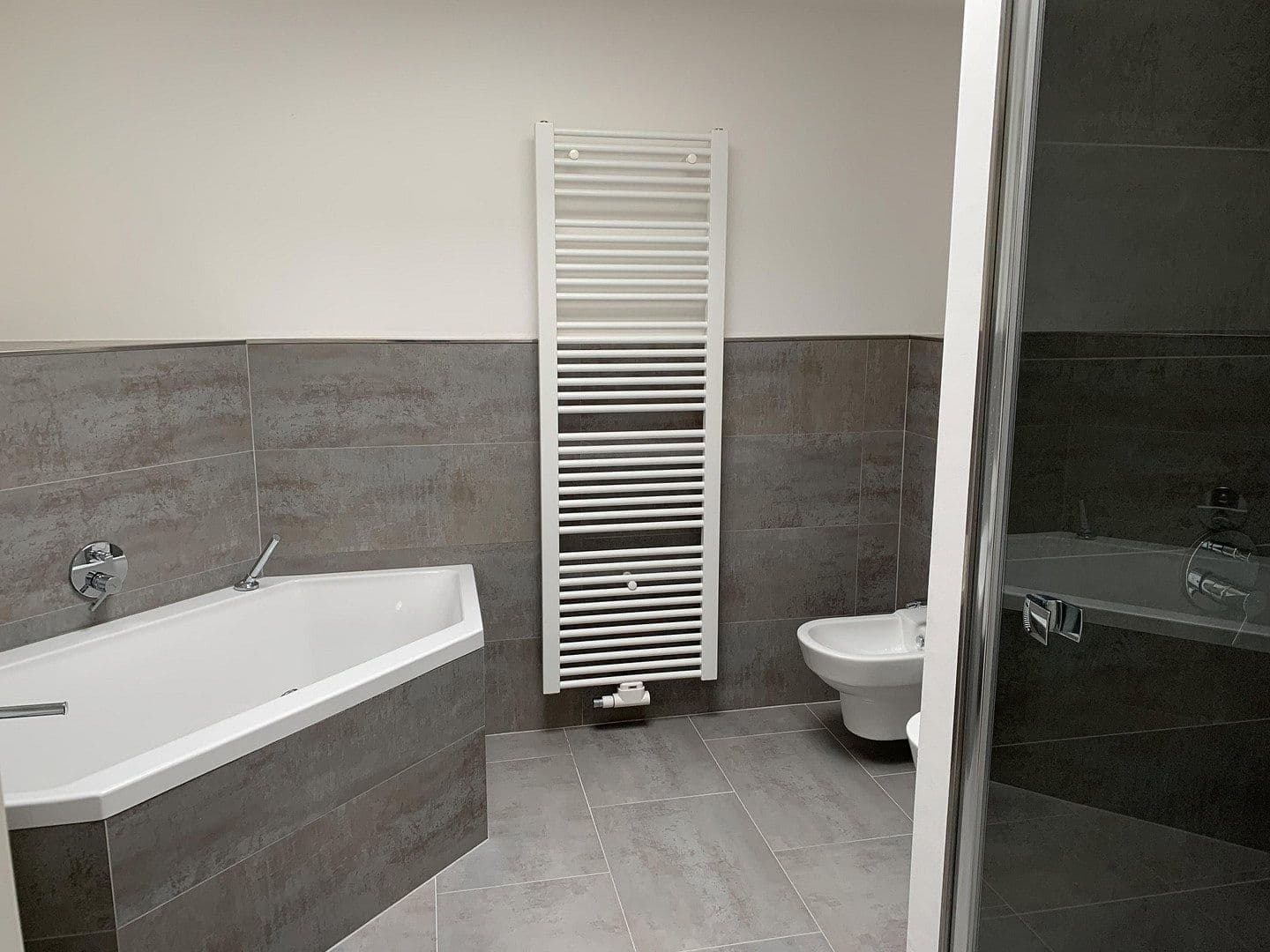 Prenájom domu 140 m², pozemek 231 m², Haan, Severné Porýnie - Westfálsko Prenájom domu 140 m², pozemek 231 m², Haan, Severné Porýnie - Westfálsko