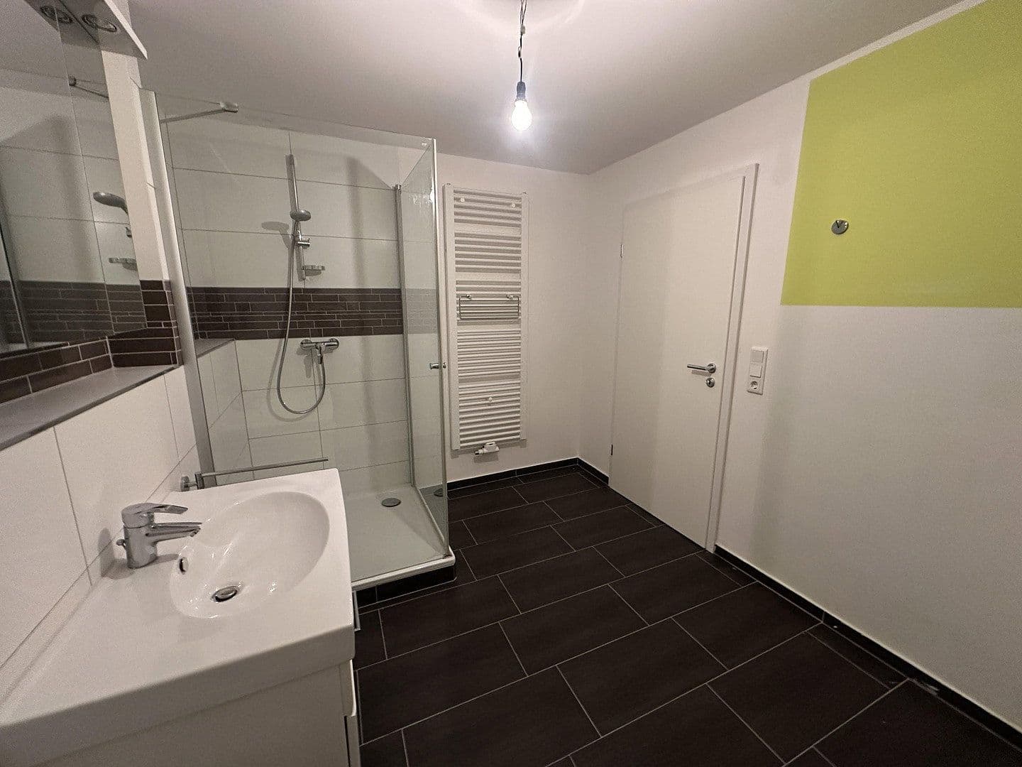 Prenájom domu 140 m², pozemek 231 m², Haan, Severné Porýnie - Westfálsko Prenájom domu 140 m², pozemek 231 m², Haan, Severné Porýnie - Westfálsko