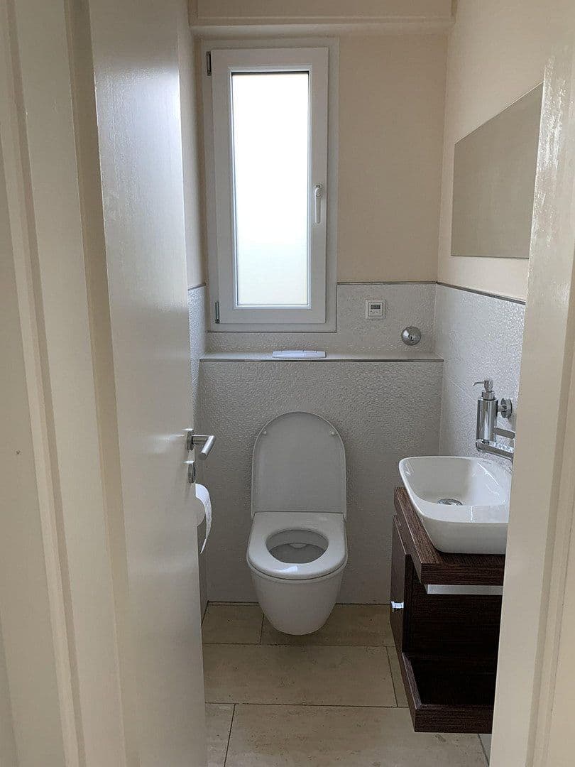 Prenájom domu 140 m², pozemek 231 m², Haan, Severné Porýnie - Westfálsko Prenájom domu 140 m², pozemek 231 m², Haan, Severné Porýnie - Westfálsko