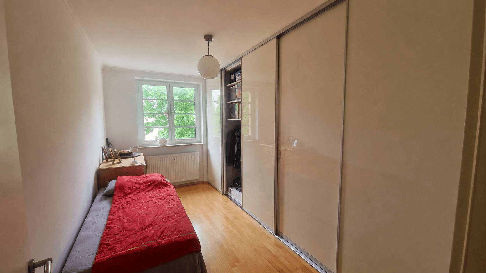Predaj bytu 4-izbový 128 m², Berlin, Berlín Predaj bytu 4-izbový 128 m², Berlin, Berlín