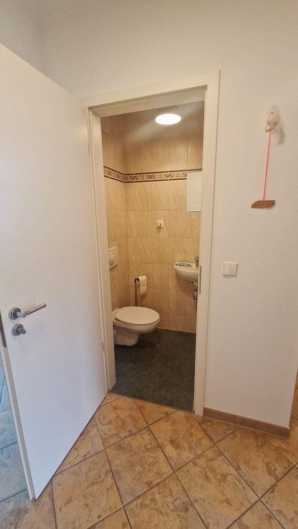 Predaj bytu 4-izbový 128 m², Berlin, Berlín Predaj bytu 4-izbový 128 m², Berlin, Berlín