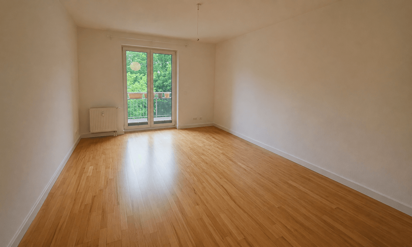 Predaj bytu 4-izbový 128 m², Berlin, Berlín Predaj bytu 4-izbový 128 m², Berlin, Berlín