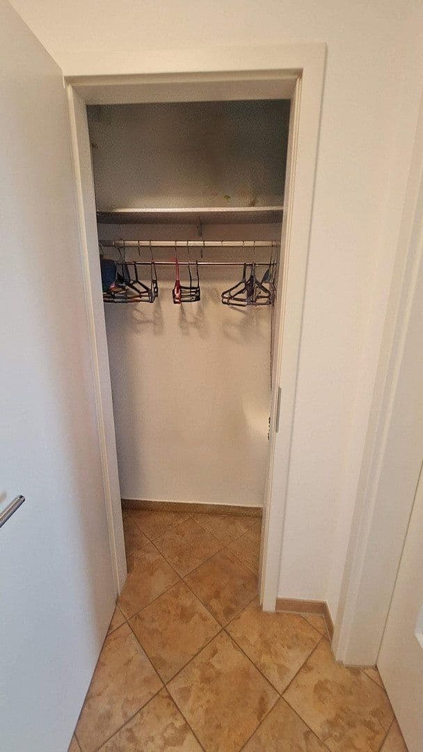 Predaj bytu 4-izbový 128 m², Berlin, Berlín Predaj bytu 4-izbový 128 m², Berlin, Berlín