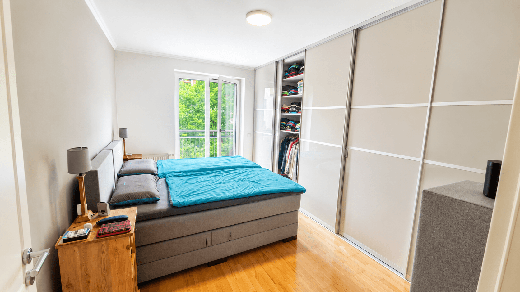 Predaj bytu 4-izbový 128 m², Berlin, Berlín Predaj bytu 4-izbový 128 m², Berlin, Berlín