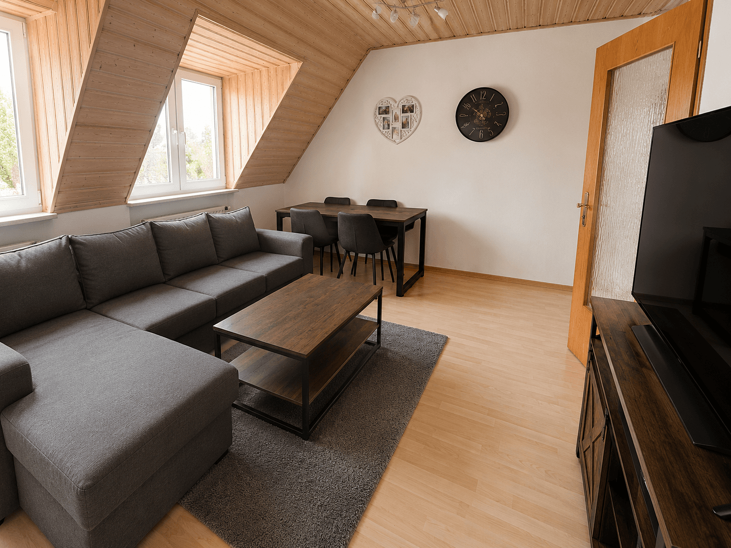 Prenájom bytu 3-izbový 61 m², Freisinger Str. 5, Ilmmünster, Bavorsko Prenájom bytu 3-izbový 61 m², Freisinger Str. 5, Ilmmünster, Bavorsko