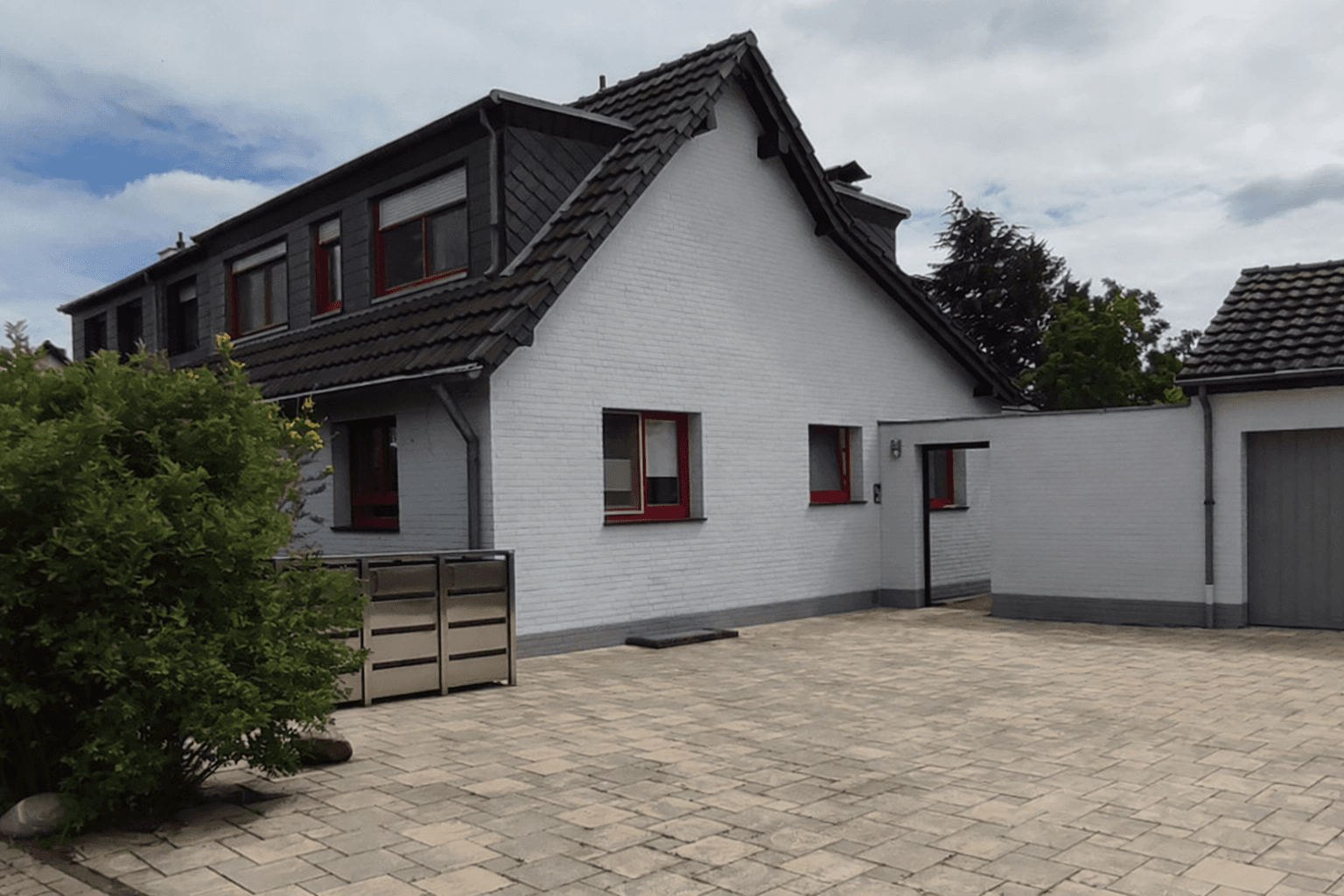 Predaj domu 132 m², pozemek 732 m², Köln, Severné Porýnie - Westfálsko Predaj domu 132 m², pozemek 732 m², Köln, Severné Porýnie - Westfálsko