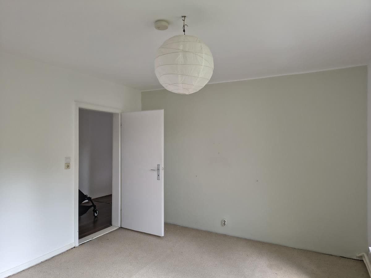 Predaj domu 70 m², pozemek 1.054 m², Hoppegarten, Brandenbursko Predaj domu 70 m², pozemek 1.054 m², Hoppegarten, Brandenbursko