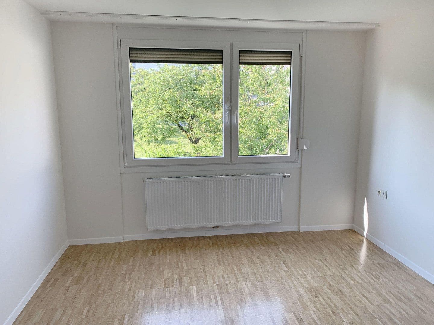 Prenájom bytu 3-izbový 80 m², Krummenackerstraße 0, Esslingen am Neckar, Bádensko-Wurttembersko Prenájom bytu 3-izbový 80 m², Krummenackerstraße 0, Esslingen am Neckar, Bádensko-Wurttembersko
