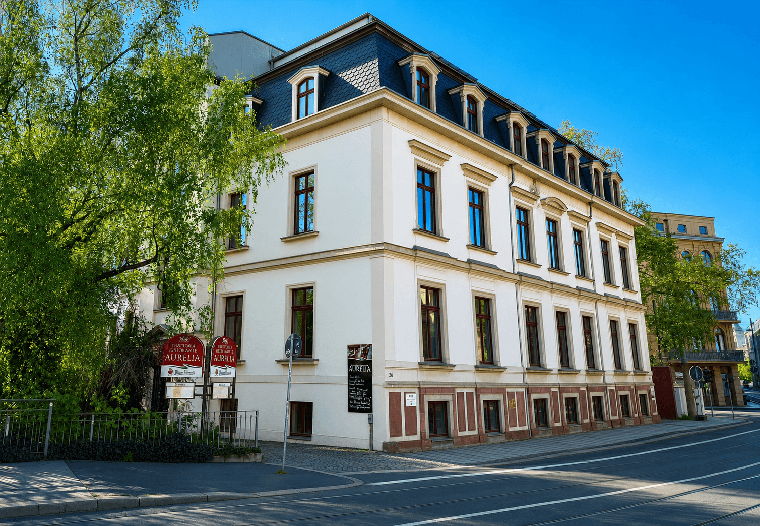 Predaj domu 1.722 m², pozemek 1.303 m², Pfaffendorfer Straße 26, Leipzig, Sasko Predaj domu 1.722 m², pozemek 1.303 m², Pfaffendorfer Straße 26, Leipzig, Sasko