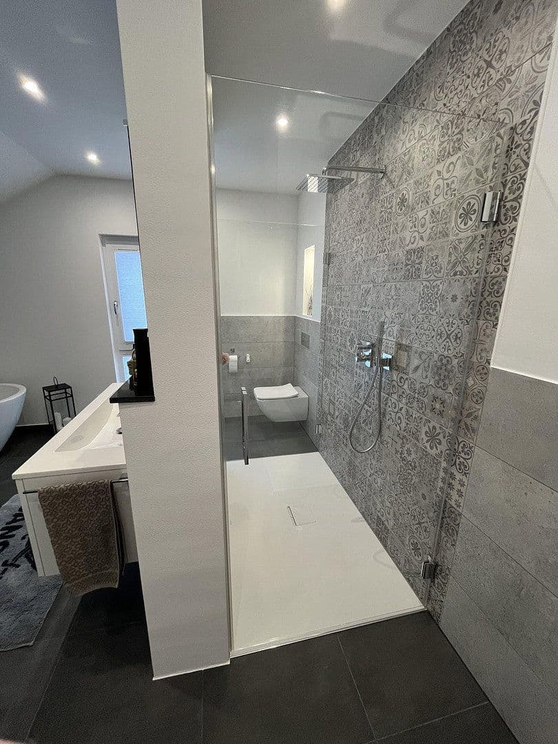 Predaj domu 180 m², pozemek 608 m², Velbert, Severné Porýnie - Westfálsko Predaj domu 180 m², pozemek 608 m², Velbert, Severné Porýnie - Westfálsko