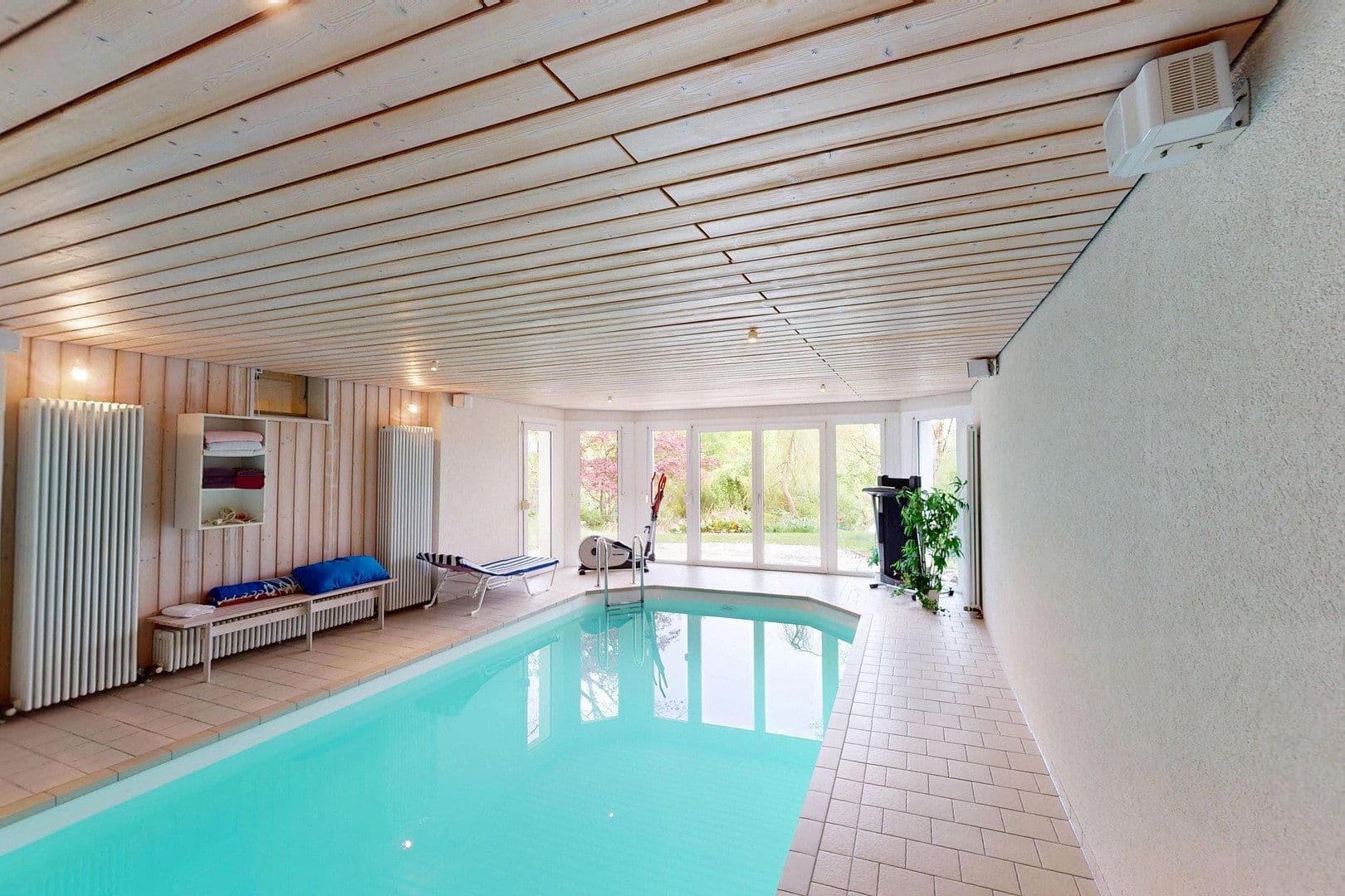 Predaj domu 316 m², pozemek 1.100 m², Günzburg, Bavorsko Predaj domu 316 m², pozemek 1.100 m², Günzburg, Bavorsko