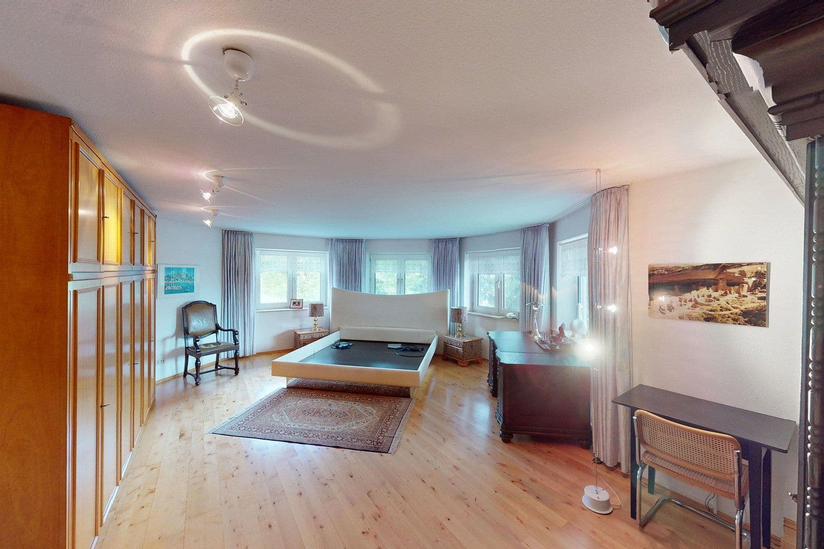 Predaj domu 316 m², pozemek 1.100 m², Günzburg, Bavorsko Predaj domu 316 m², pozemek 1.100 m², Günzburg, Bavorsko