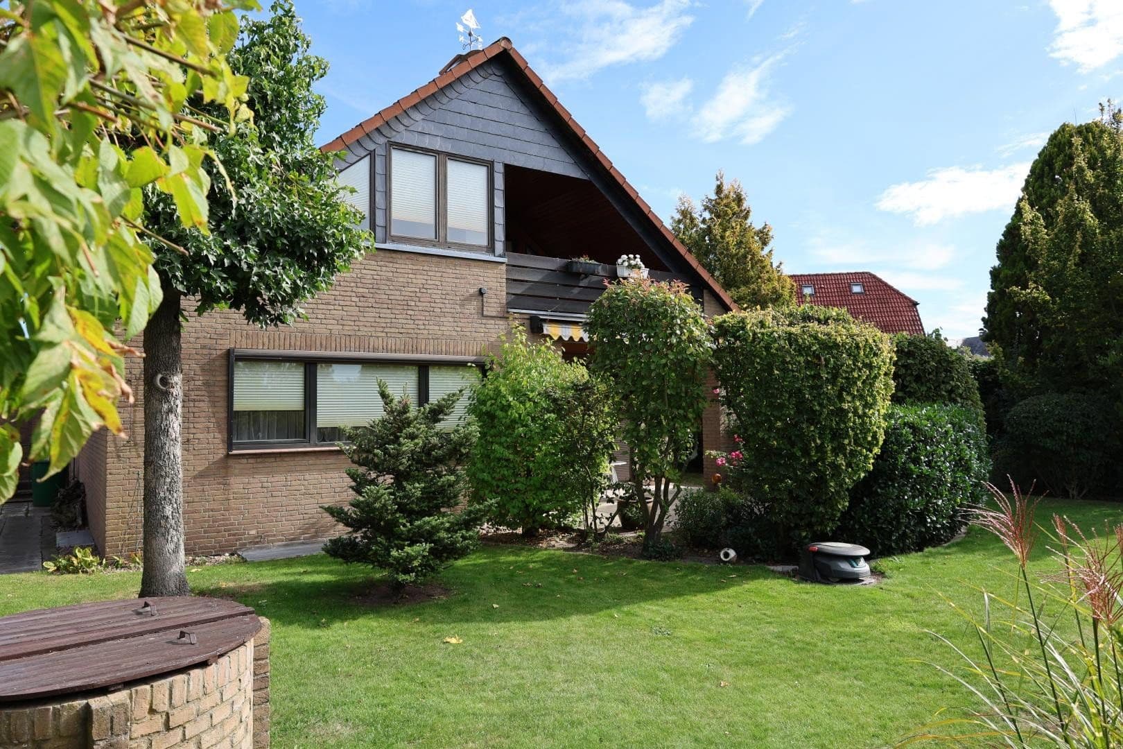 Predaj domu 192 m², pozemek 674 m², Garbsen, Dolné Sasko Predaj domu 192 m², pozemek 674 m², Garbsen, Dolné Sasko