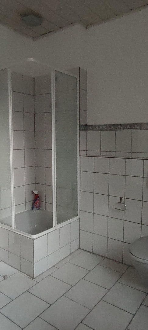 Prenájom bytu 1-izbový 25 m², Duisburg, Severné Porýnie - Westfálsko Prenájom bytu 1-izbový 25 m², Duisburg, Severné Porýnie - Westfálsko