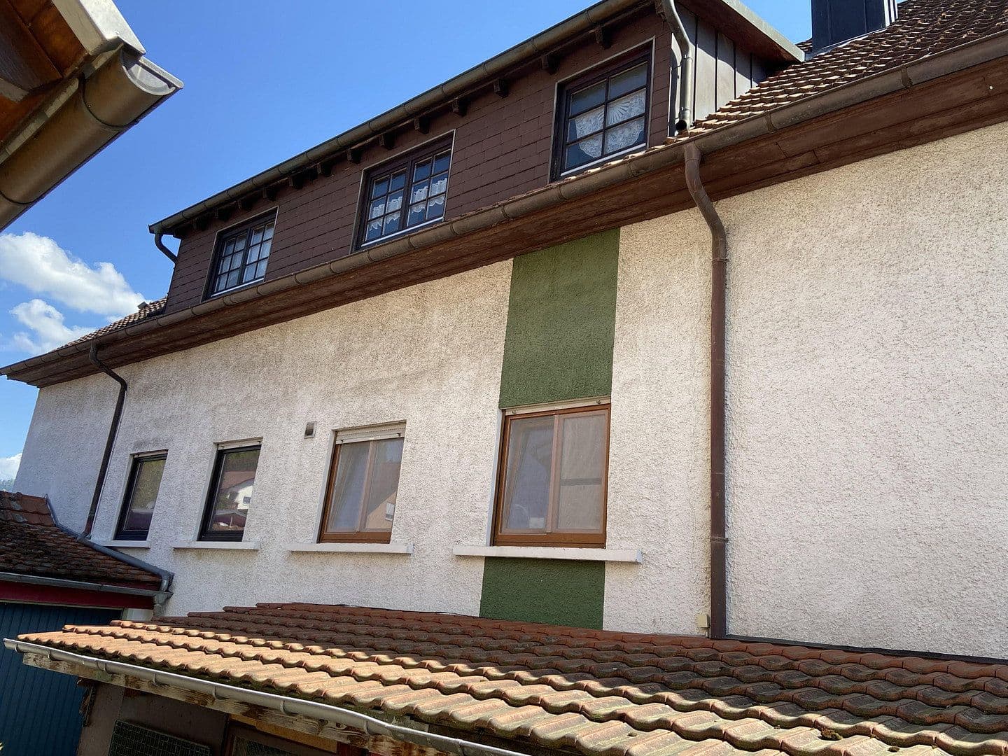 Predaj domu 383 m², pozemek 800 m², Reichenbach am Heuberg, Bádensko-Wurttembersko Predaj domu 383 m², pozemek 800 m², Reichenbach am Heuberg, Bádensko-Wurttembersko