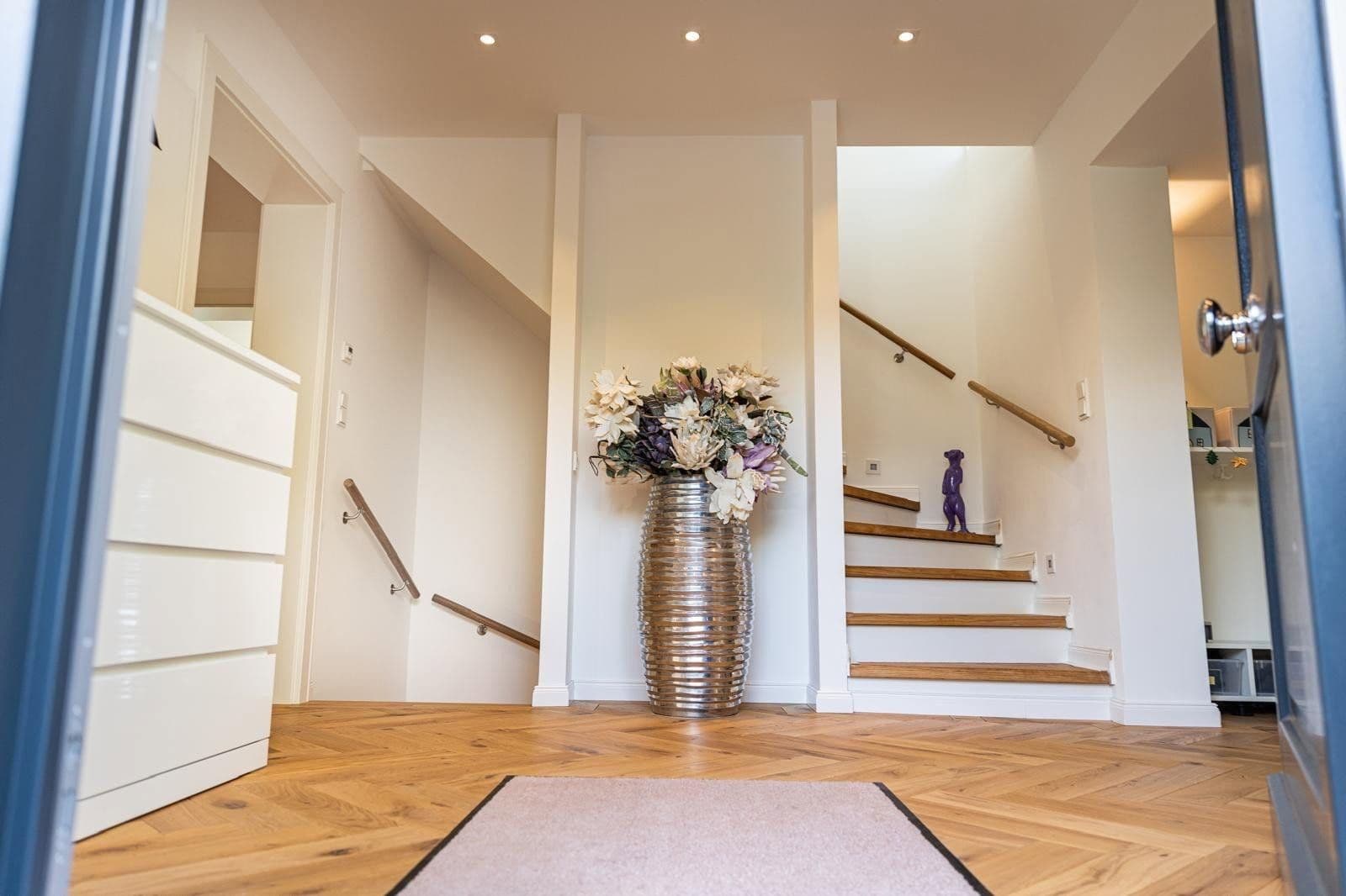 Predaj domu 244 m², pozemek 760 m², Krefeld, Severné Porýnie - Westfálsko Predaj domu 244 m², pozemek 760 m², Krefeld, Severné Porýnie - Westfálsko