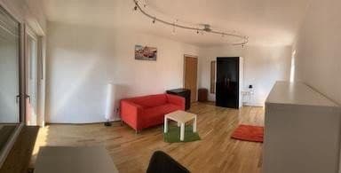 Predaj domu 1.570 m², pozemek 1.000 m², Deggendorf, Bavorsko Predaj domu 1.570 m², pozemek 1.000 m², Deggendorf, Bavorsko
