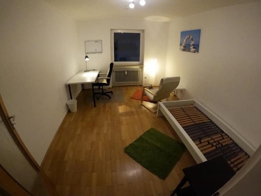 Predaj domu 1.570 m², pozemek 1.000 m², Deggendorf, Bavorsko Predaj domu 1.570 m², pozemek 1.000 m², Deggendorf, Bavorsko