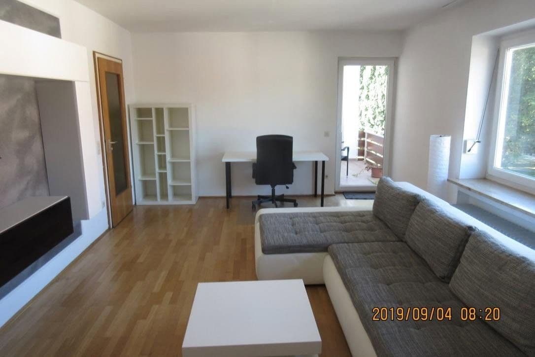 Predaj domu 1.570 m², pozemek 1.000 m², Deggendorf, Bavorsko Predaj domu 1.570 m², pozemek 1.000 m², Deggendorf, Bavorsko