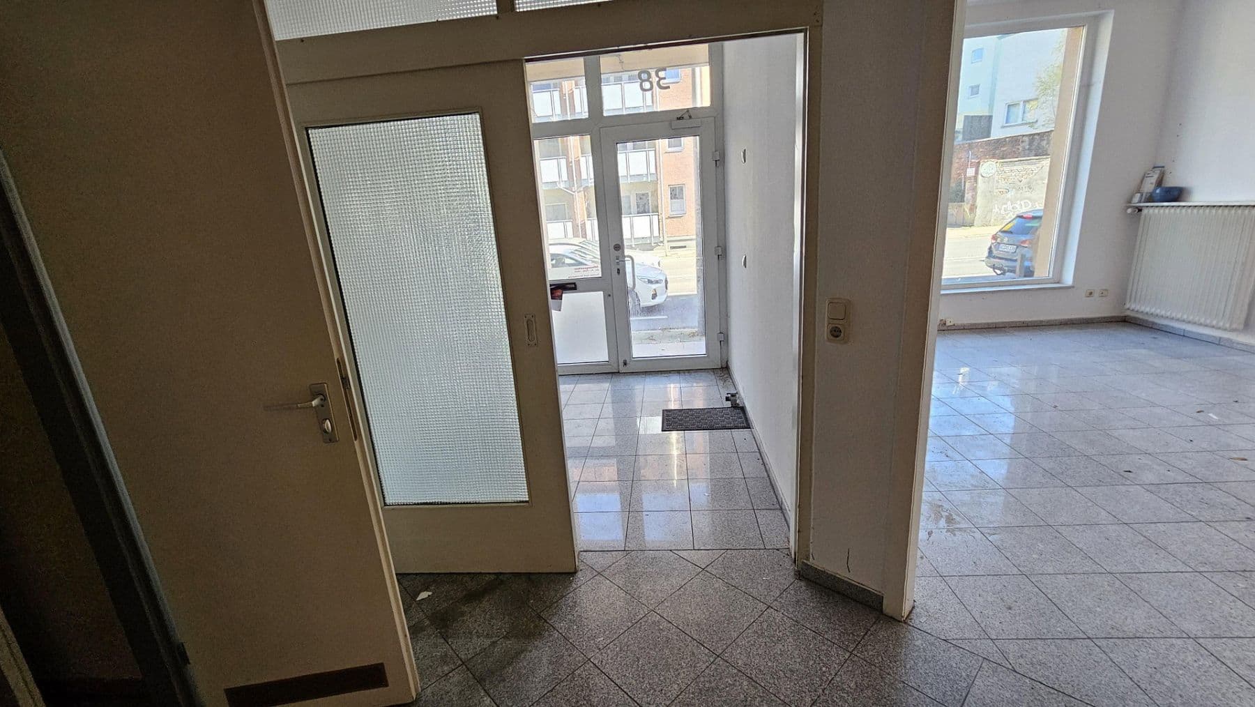 Prenájom nebytového priestoru 133 m², Sedanstr. 38, Aachen, Severné Porýnie - Westfálsko Prenájom nebytového priestoru 133 m², Sedanstr. 38, Aachen, Severné Porýnie - Westfálsko