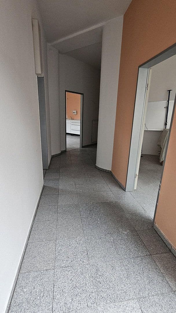 Prenájom nebytového priestoru 133 m², Sedanstr. 38, Aachen, Severné Porýnie - Westfálsko Prenájom nebytového priestoru 133 m², Sedanstr. 38, Aachen, Severné Porýnie - Westfálsko