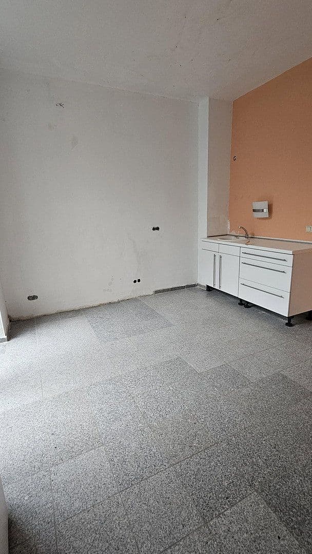 Prenájom nebytového priestoru 133 m², Sedanstr. 38, Aachen, Severné Porýnie - Westfálsko Prenájom nebytového priestoru 133 m², Sedanstr. 38, Aachen, Severné Porýnie - Westfálsko