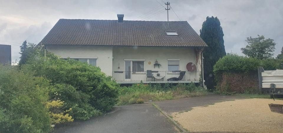 Prenájom domu 120 m², pozemek 2.000 m², Schwäbisch Gmünd, Bádensko-Wurttembersko Prenájom domu 120 m², pozemek 2.000 m², Schwäbisch Gmünd, Bádensko-Wurttembersko