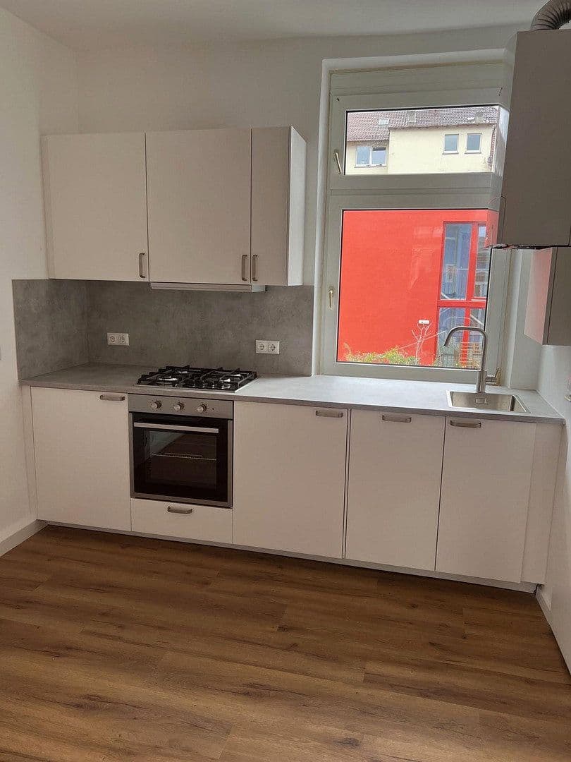 Prenájom bytu 1-izbový 39 m², Höhenstraße 32, Frankfurt am Main, Hesensko Prenájom bytu 1-izbový 39 m², Höhenstraße 32, Frankfurt am Main, Hesensko