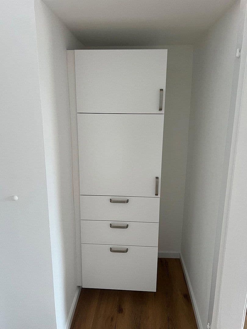 Prenájom bytu 1-izbový 39 m², Höhenstraße 32, Frankfurt am Main, Hesensko Prenájom bytu 1-izbový 39 m², Höhenstraße 32, Frankfurt am Main, Hesensko