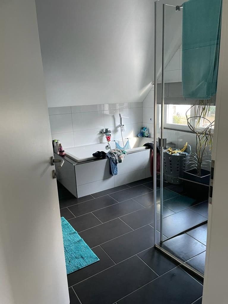 Predaj domu 130 m², pozemek 300 m², Römerberg, Porýnie-Falcko Predaj domu 130 m², pozemek 300 m², Römerberg, Porýnie-Falcko