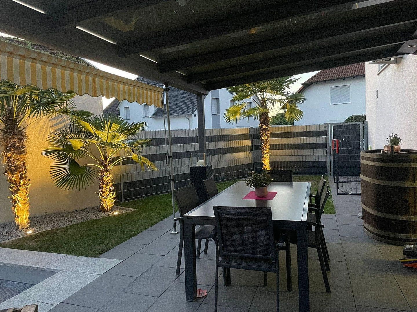 Predaj domu 130 m², pozemek 300 m², Römerberg, Porýnie-Falcko Predaj domu 130 m², pozemek 300 m², Römerberg, Porýnie-Falcko