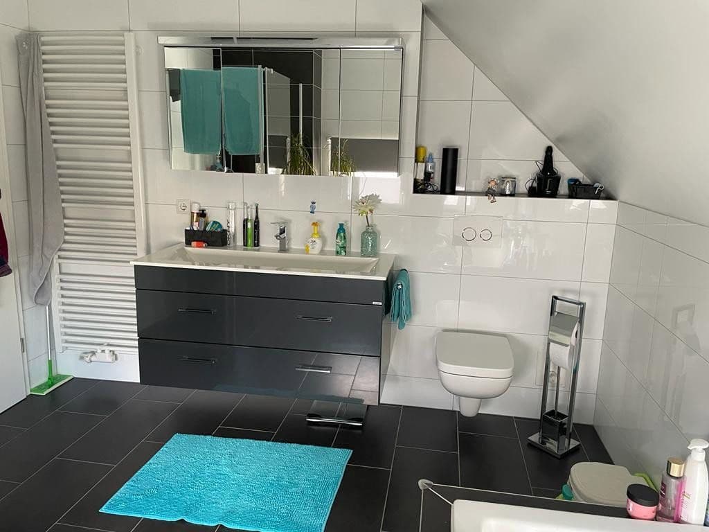 Predaj domu 130 m², pozemek 300 m², Römerberg, Porýnie-Falcko Predaj domu 130 m², pozemek 300 m², Römerberg, Porýnie-Falcko