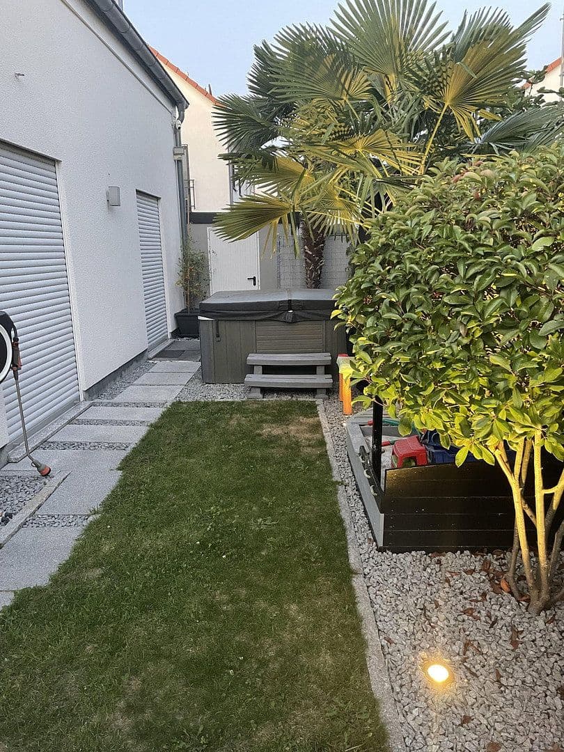 Predaj domu 130 m², pozemek 300 m², Römerberg, Porýnie-Falcko Predaj domu 130 m², pozemek 300 m², Römerberg, Porýnie-Falcko