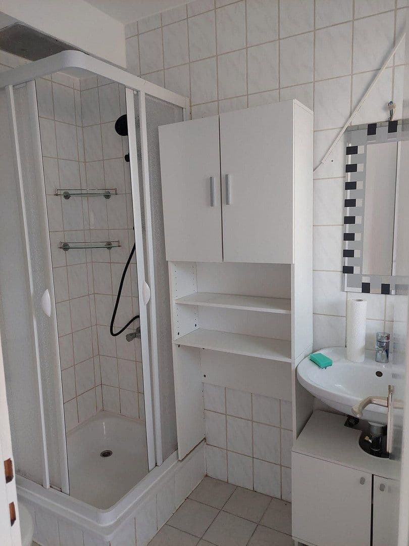 Prenájom bytu 1-izbový 41 m², Mettmann, Severné Porýnie - Westfálsko Prenájom bytu 1-izbový 41 m², Mettmann, Severné Porýnie - Westfálsko