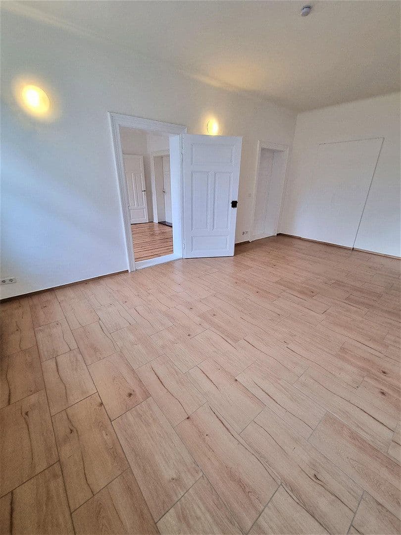 Predaj domu 360 m², pozemek 570 m², Žitava, Sasko Predaj domu 360 m², pozemek 570 m², Žitava, Sasko