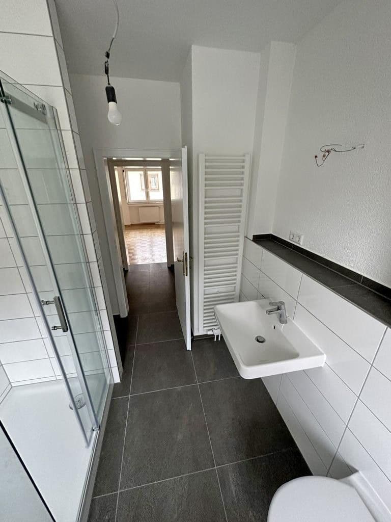 Prenájom bytu 3-izbový 95 m², Sauerbruchstr. 11, Bruchsal, Bádensko-Wurttembersko Prenájom bytu 3-izbový 95 m², Sauerbruchstr. 11, Bruchsal, Bádensko-Wurttembersko